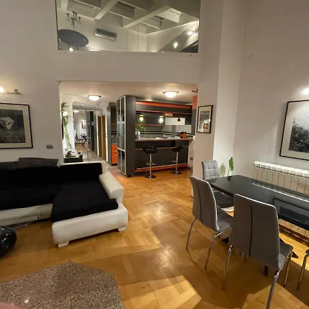 150m2 Penthouse Apartment